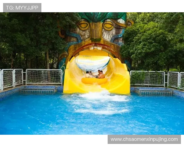 澳门新濠天地的水上乐园，享受家庭娱乐的欢乐时光与丰富的水上项目